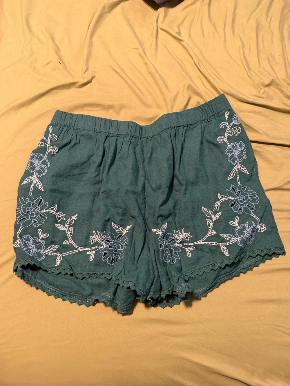 Green matching set